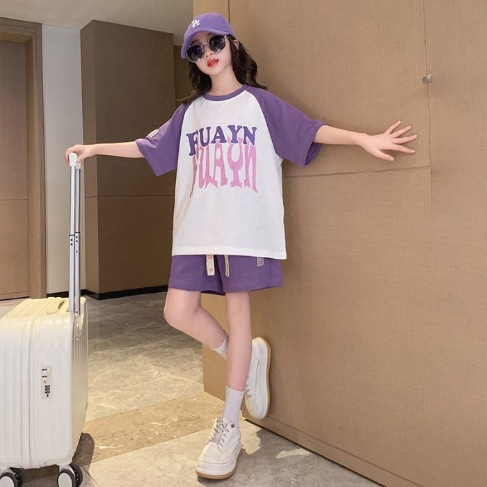 A girls Korean version suit wholesale summer new middle and older children's letter short-sleeved girls casual shorts fashion two-piece set