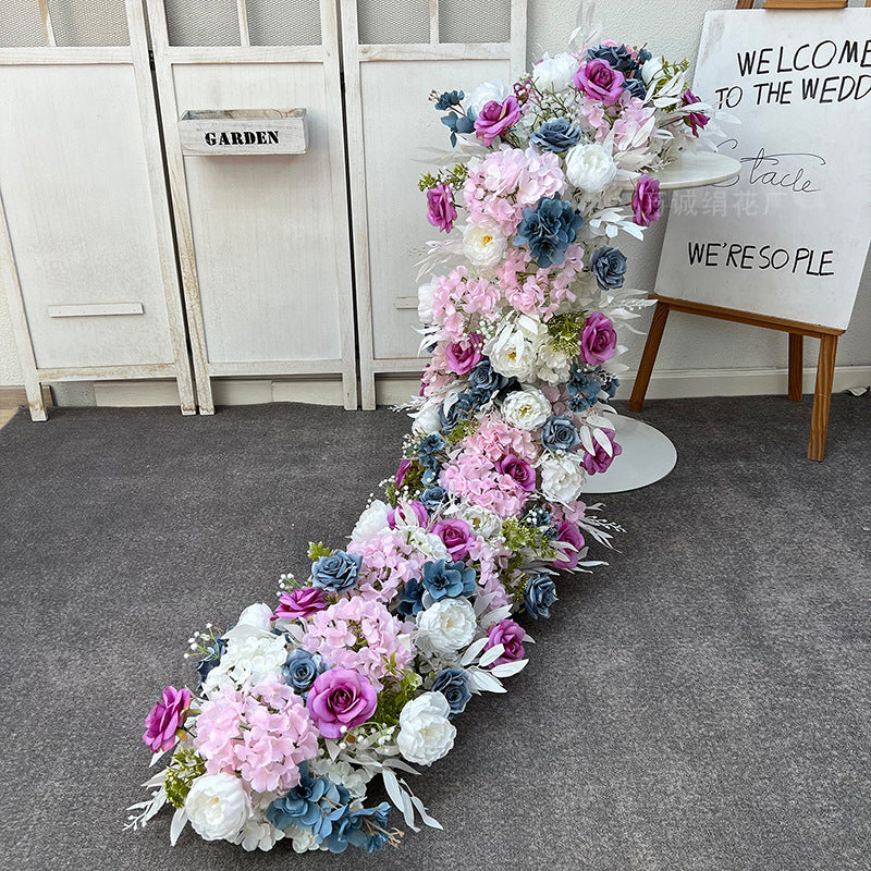 A wedding trailing flower arrangement engagement banquet simulation silk flower finished decorative flower arrangement peacock tail wedding flower arrangement
