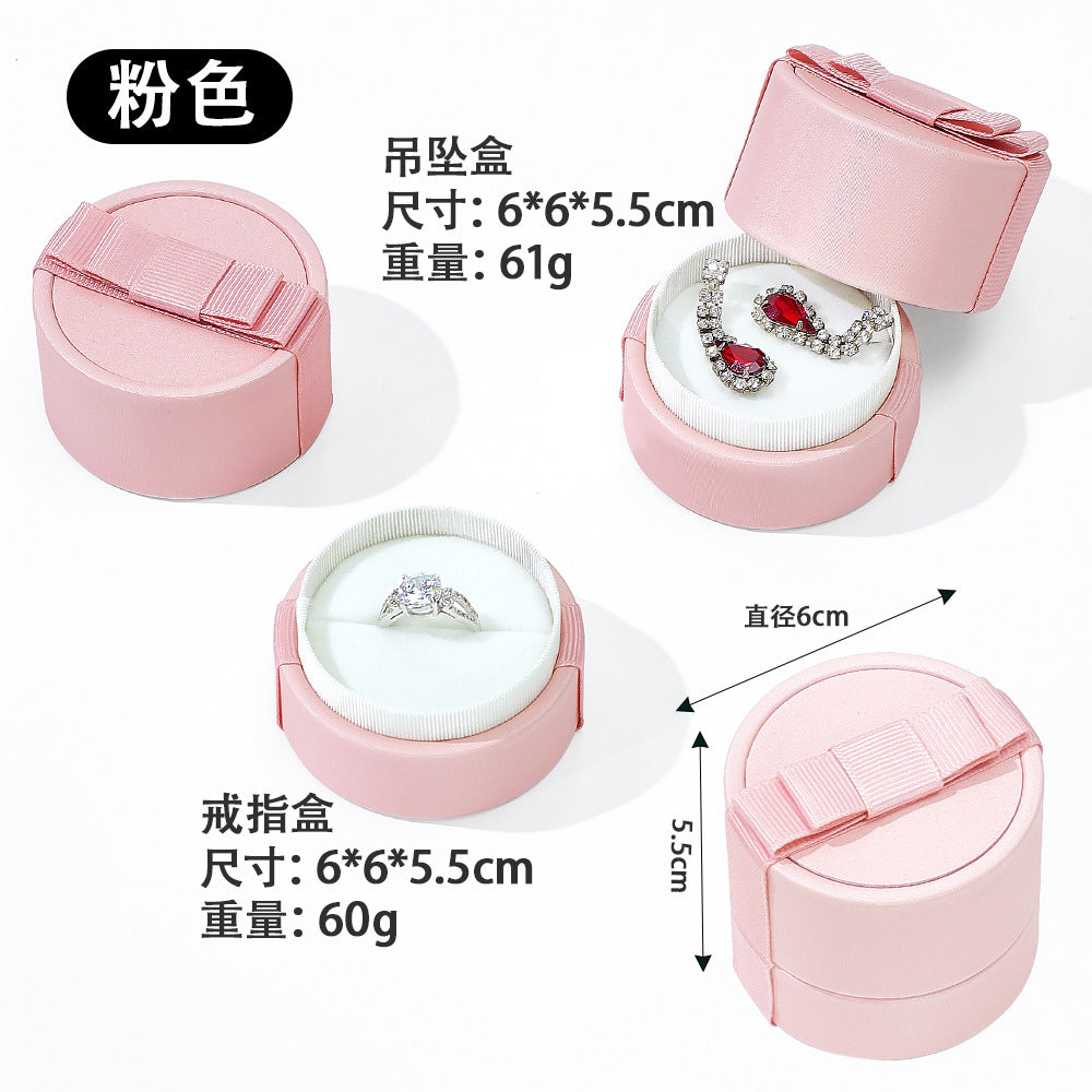 A Round Ribbon Bow Jewelry Box