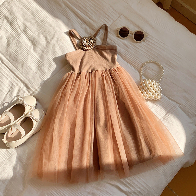 A summer new French rose suspender girls dress sweet foreign mesh princess dress beach dress