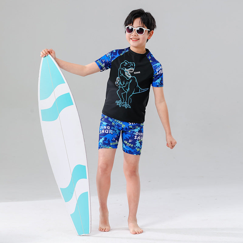 A boys' split swimsuit - Mixbatch