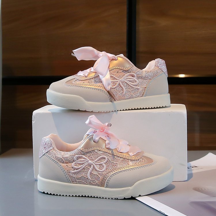 P Spring and Autumn New Girls Board Shoes Medium and Older Children Ultra Light Girls Sneakers Running Shoes