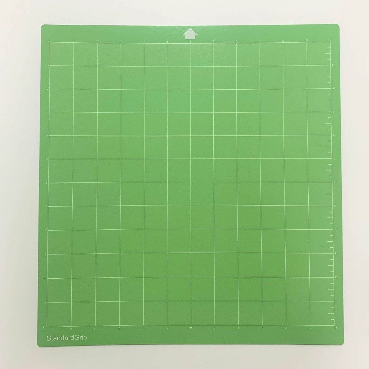A cutting pad cutting mat viscous cutting pad