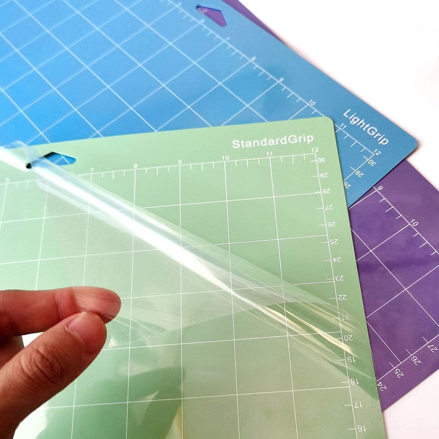 A cutting pad cutting mat viscous cutting pad