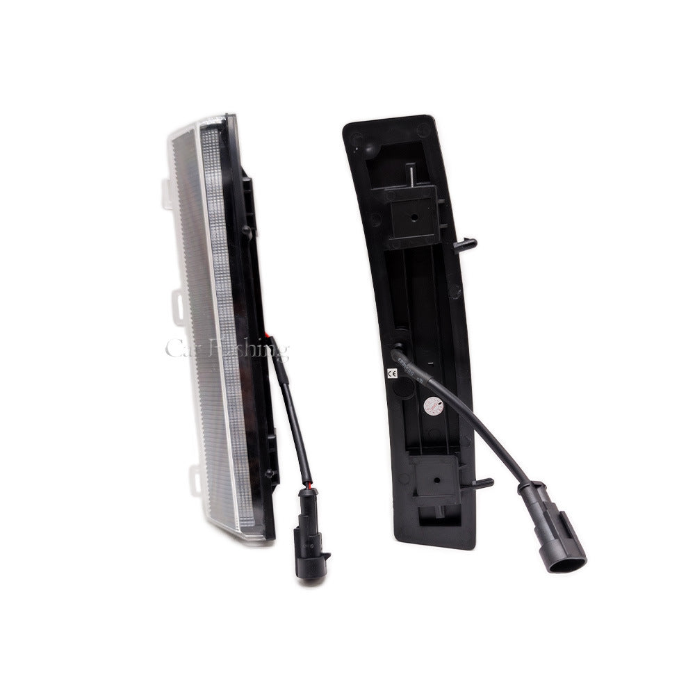A Suitable for Nissan 03-09 350Z Nissan Z33 Day Running Light LED Daytime Running Light Turn Signal Fog Light