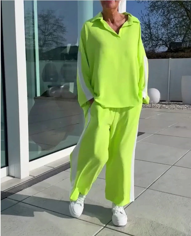 A lady's long-sleeved trousers suit