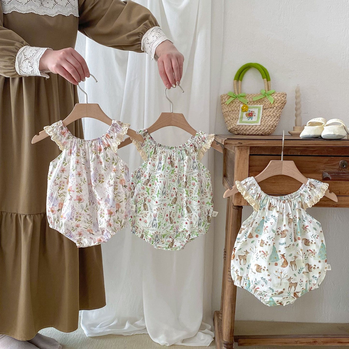 A 2024 Summer Korean version camisole jumpsuit for baby girls, thin sleeveless jumpsuit for newborns, cotton wrap for buttocks - Mixbatch
