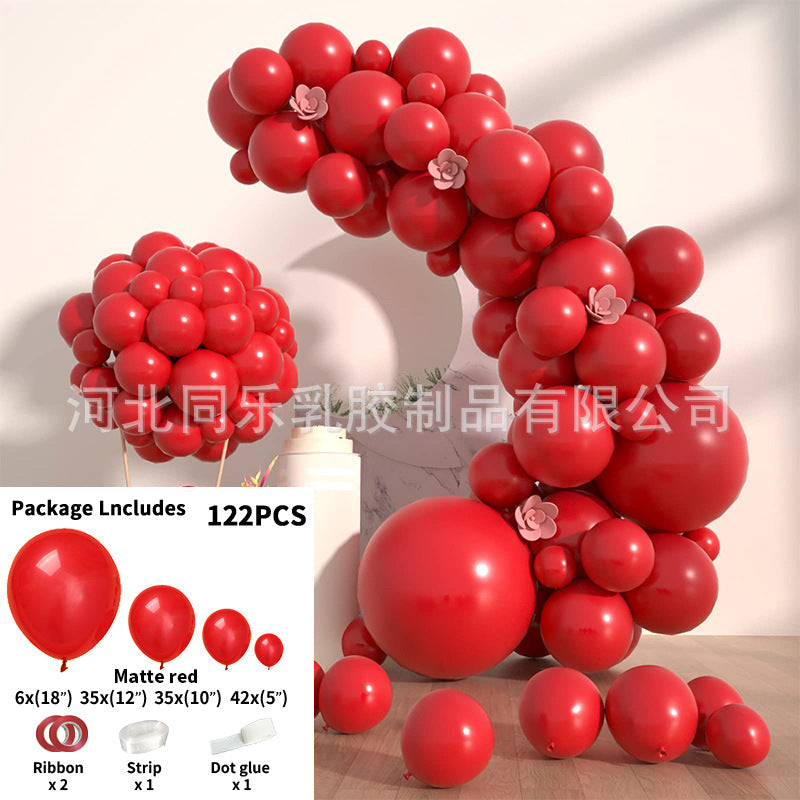 A latex balloon set