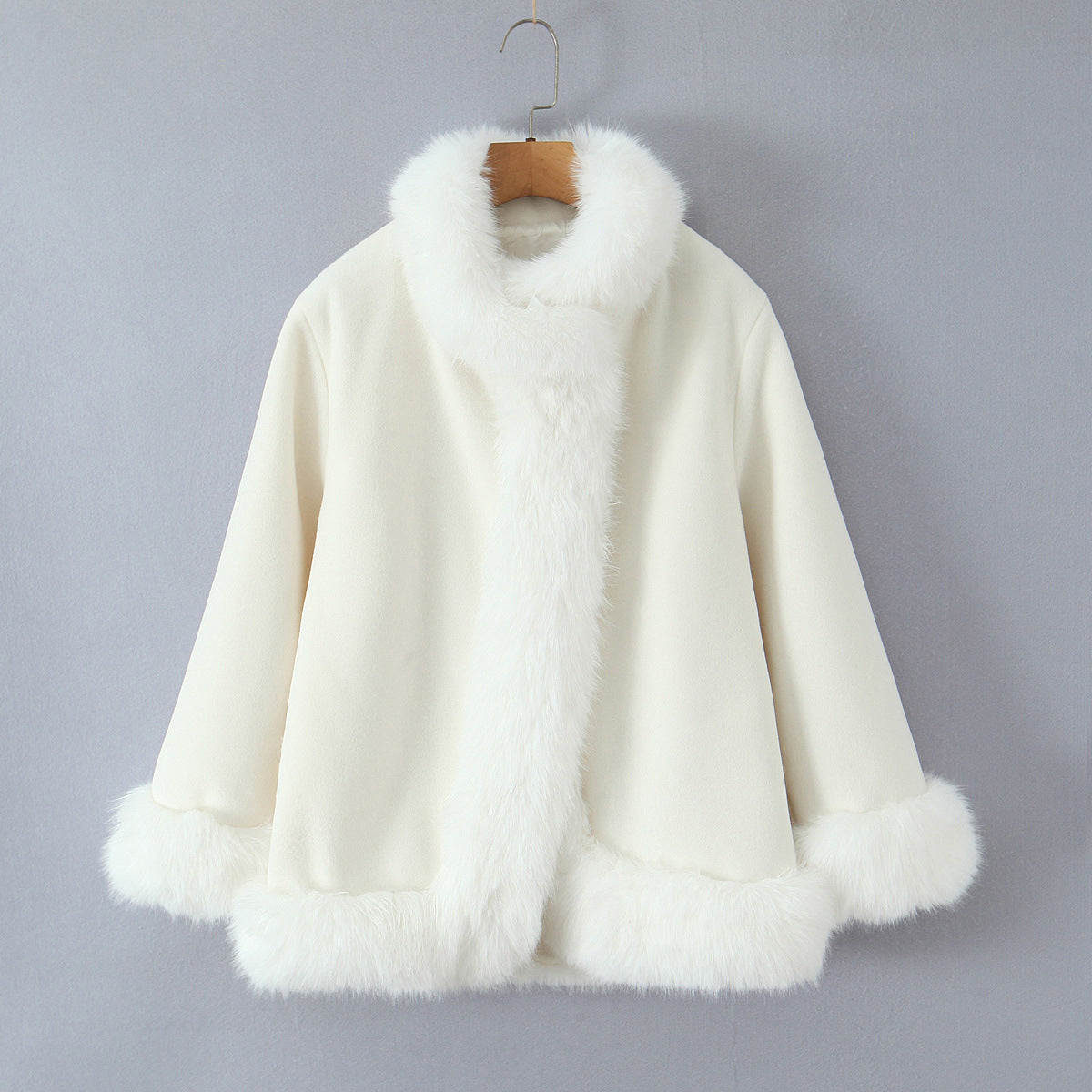 A women's fur collar jacket