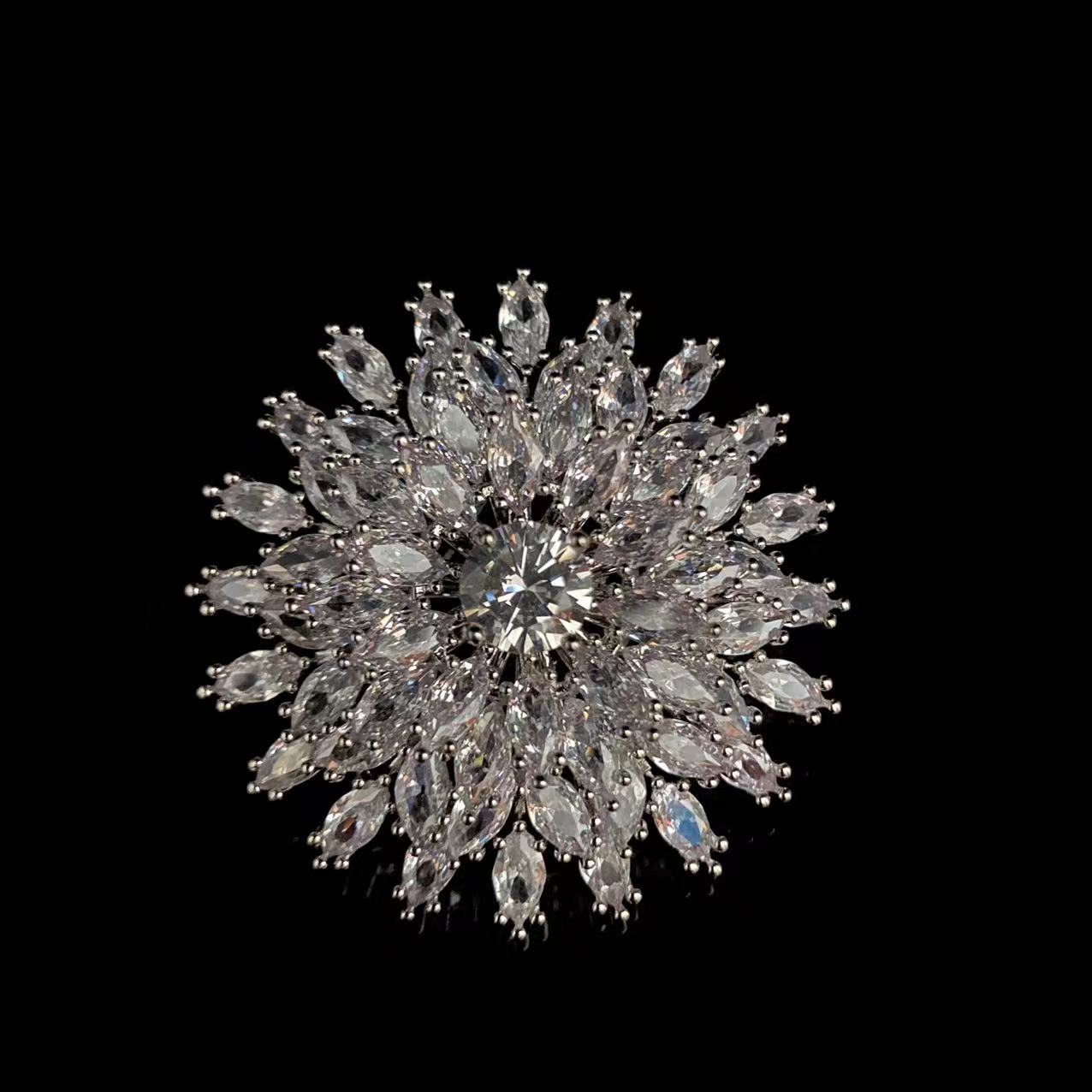 A new shining starry sky zircon big flower brooch women's high-end exquisite suit accessories pin sweater corsage - Mixbatch
