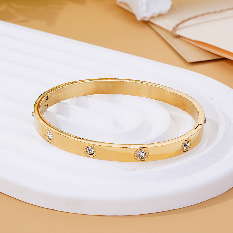 A Cross-border fashion bracelet with diamond buckle ten diamonds titanium steel diamond rose gold bracelet women's light luxury temperament