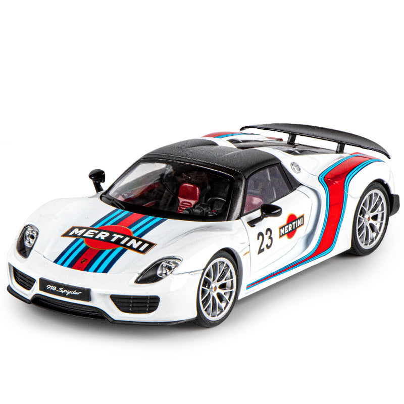 A 1:18 Alloy Metal Car Model Ornament