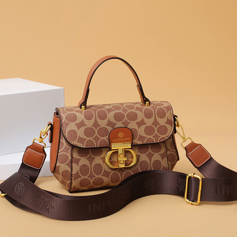 A small bag women's new Korean version of fashion temperament printing high sense niche versatile casual shoulder messenger bag