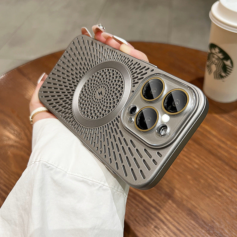 A car magnetic cooling mobile phone case