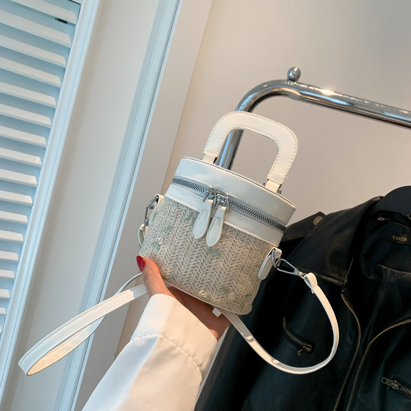 A foreign retro women's bag new Korean version spring and summer solid color crossbody temperament single shoulder simple striped small square bag - Mixbatch
