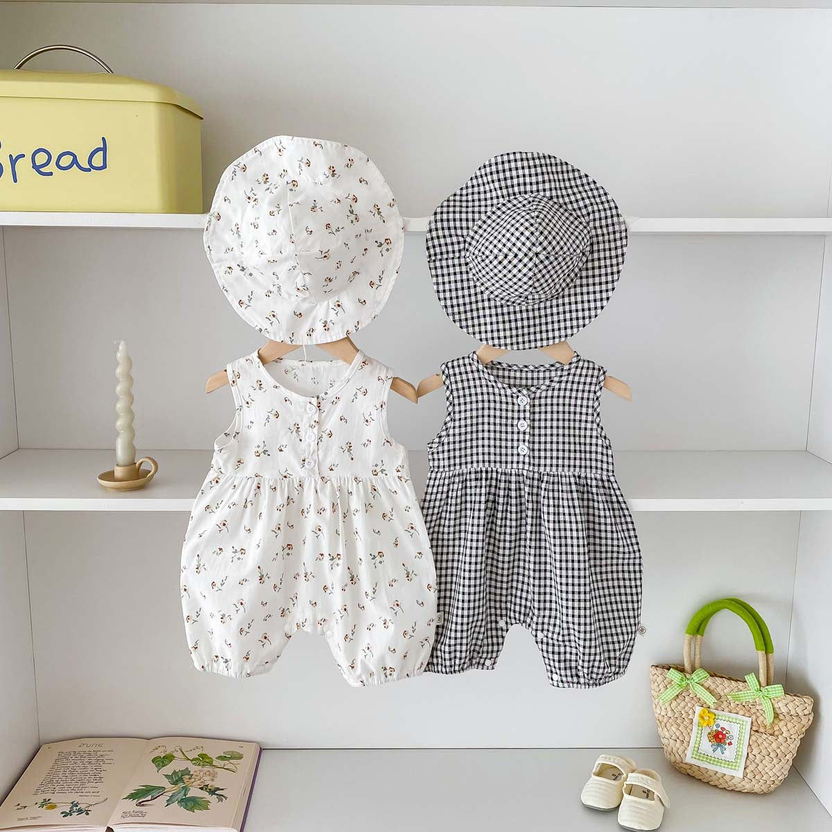 A girl baby summer thin floral bag fart clothes crawling baby western style plaid sleeveless vest jumpsuit to send a hat. - Mixbatch