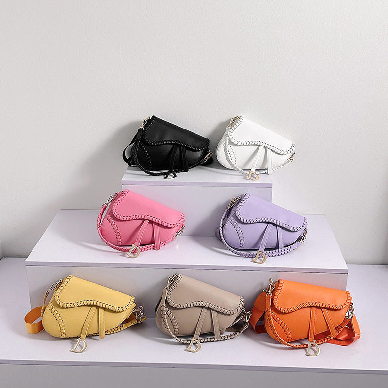 A new handbag bag women's shoulder handmade saddle bag underarm crossbody