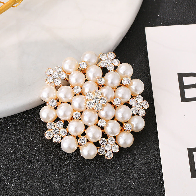 A Korean version of diamond-encrusted pearl flower brooch women's clothing niche pin high-end silk scarf buckle personalized exaggerated corsage - Mixbatch