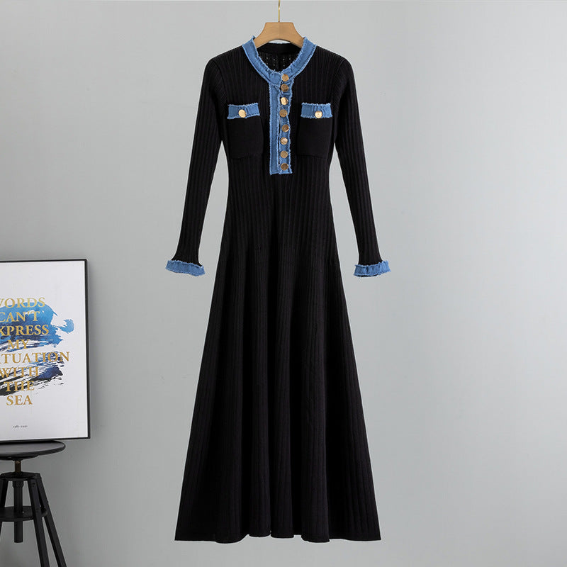 A long-sleeved autumn and winter dress