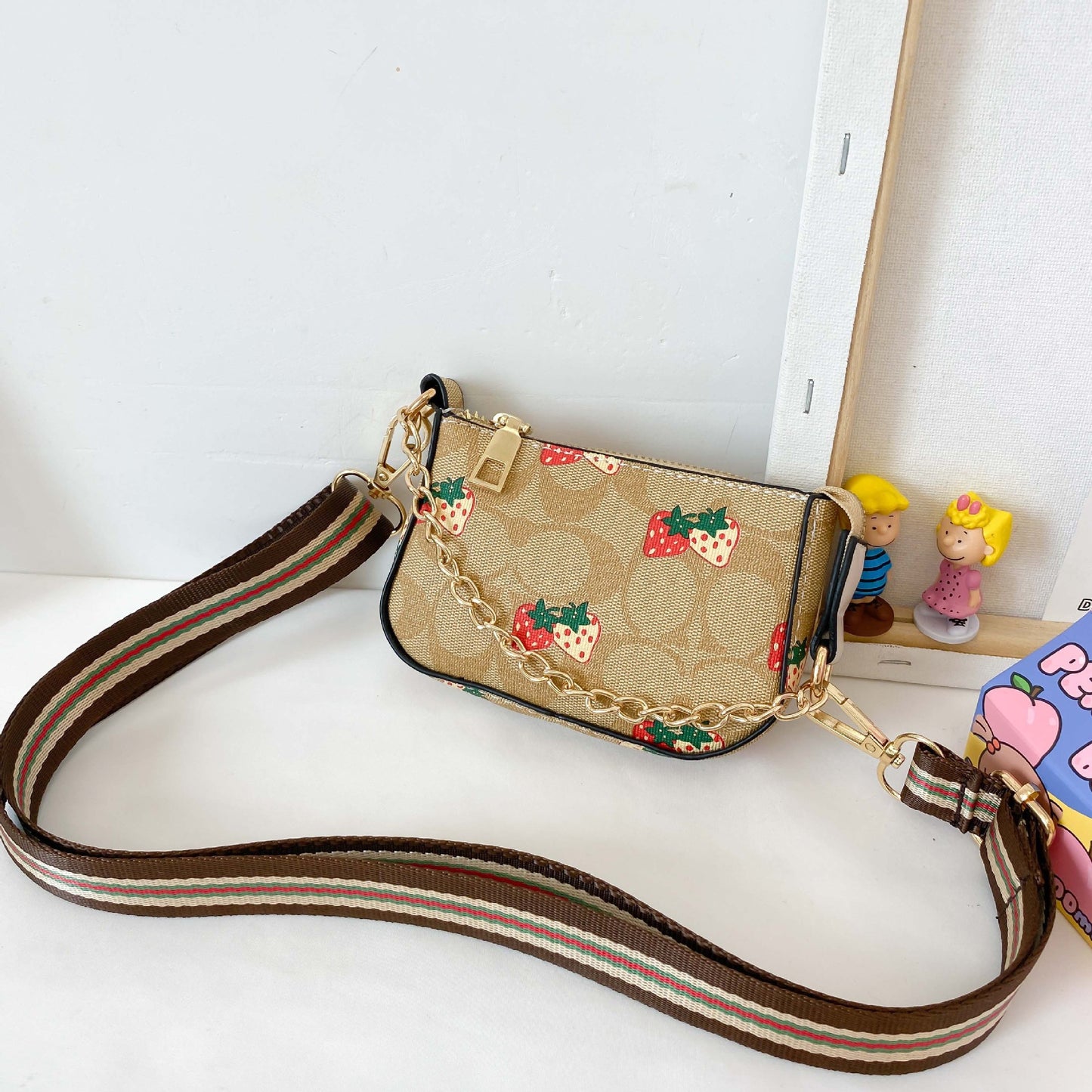 A new foreign fashion princess bag girls messenger bag little girl chain bucket bag - Mixbatch