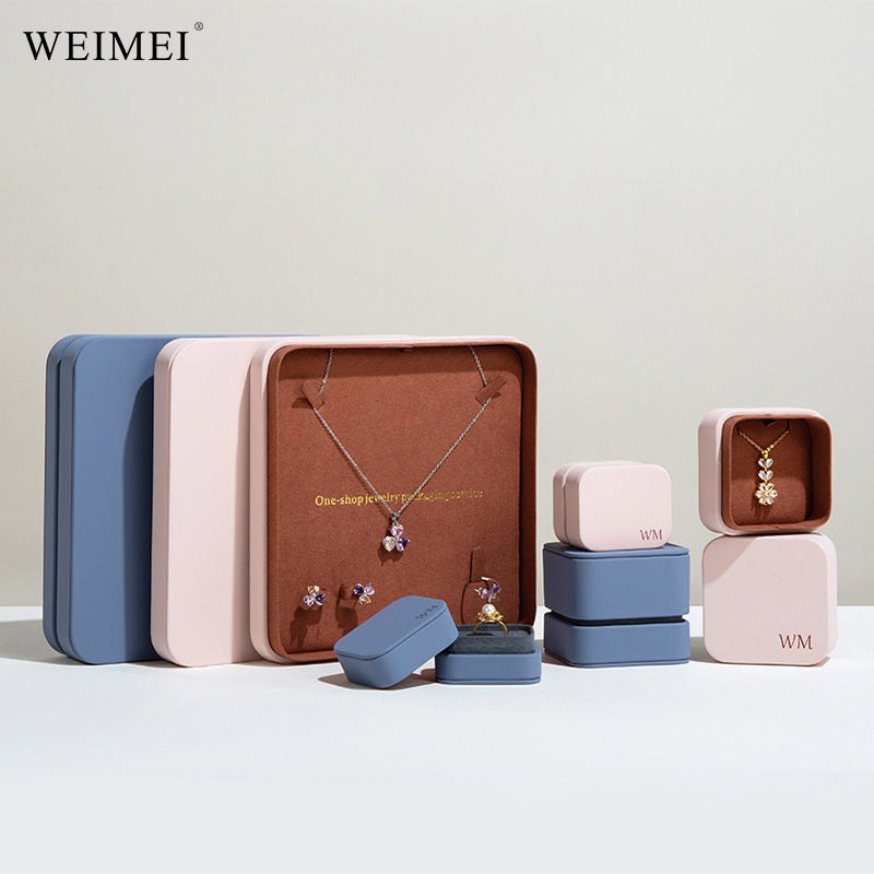 A leather jewelry box