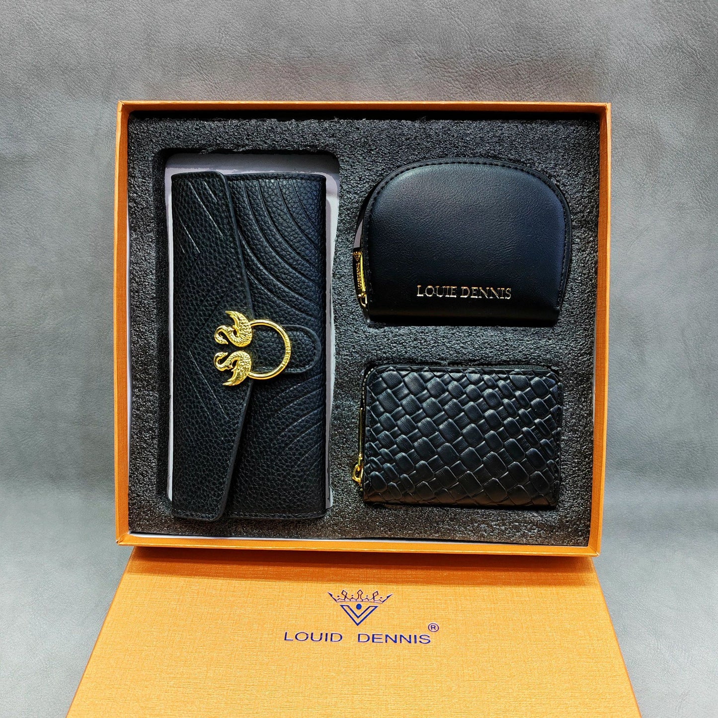 A new three-piece gift box with wallet card bag set.