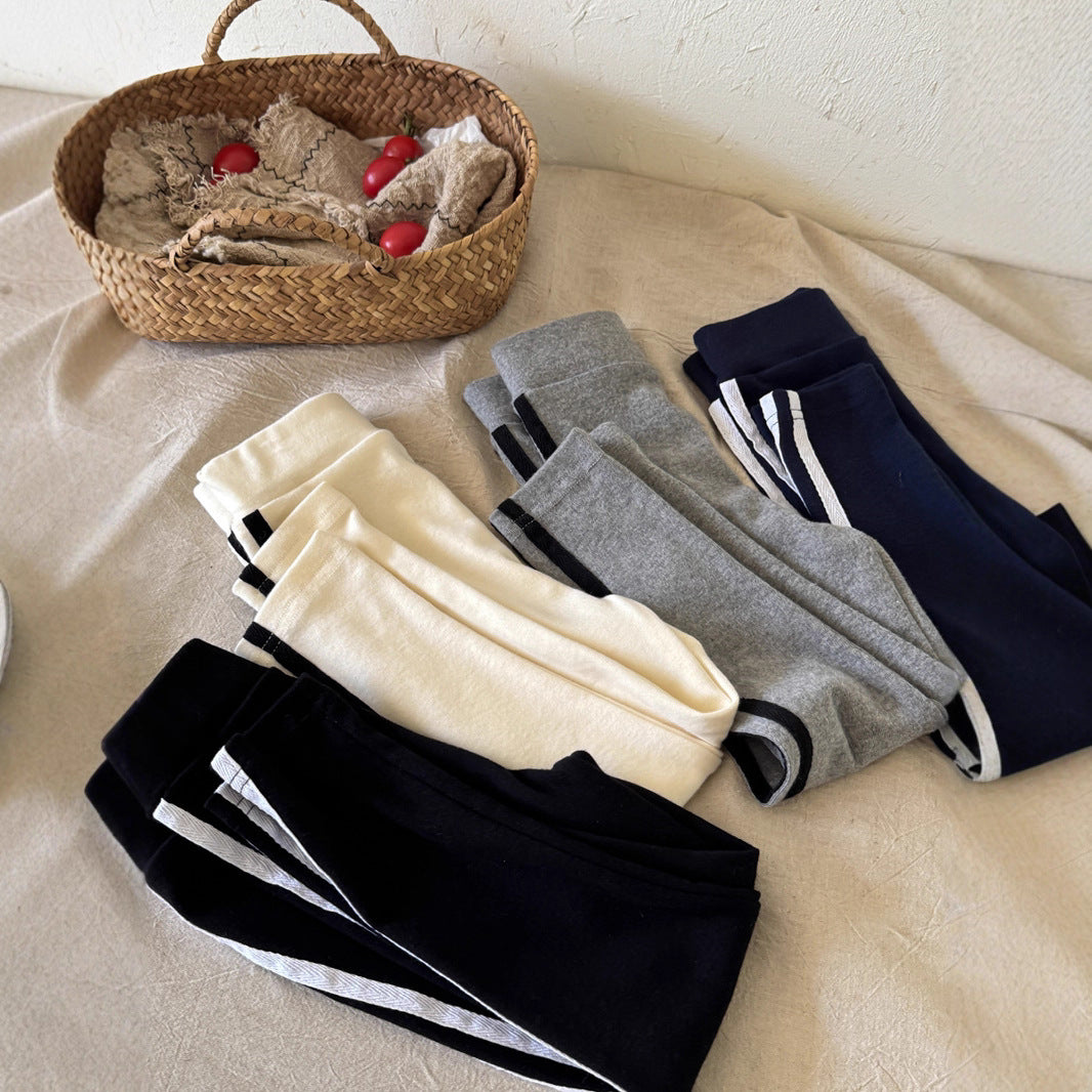 A Children's stretch slim-fit leggings