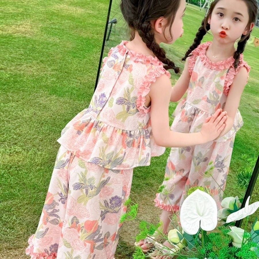 A new summer girls sleeveless printing set