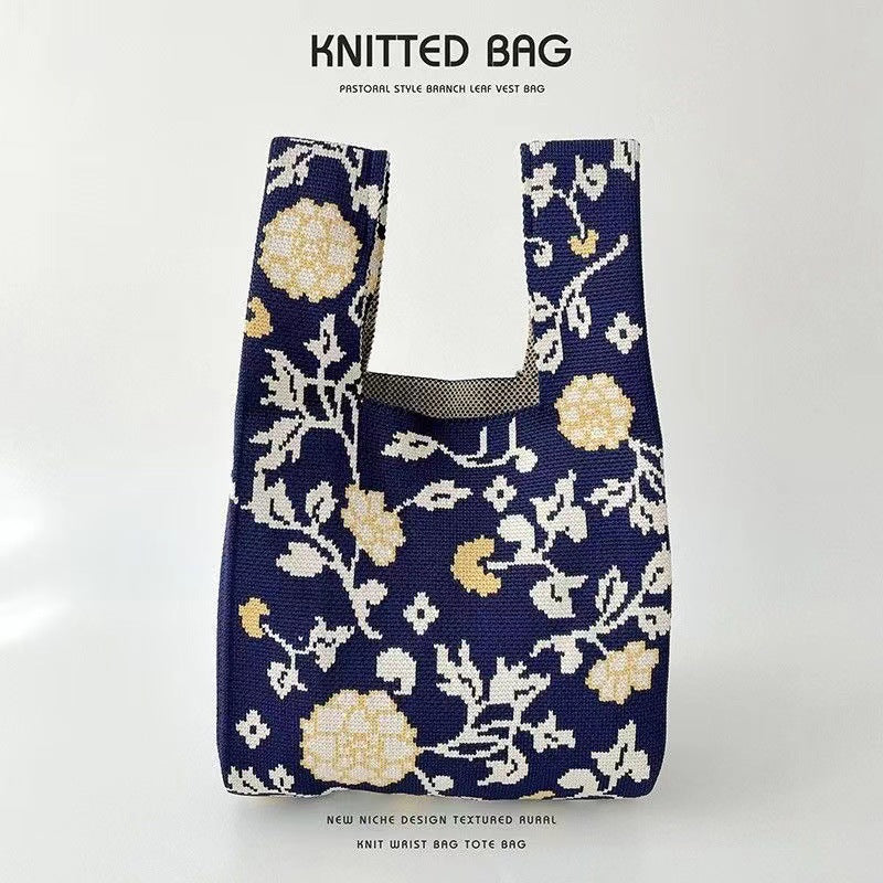 A Internet celebrity handbag women's knitted wool bucket bag Japanese and Korean version versatile hand carry casual tote bag box lunch bag y