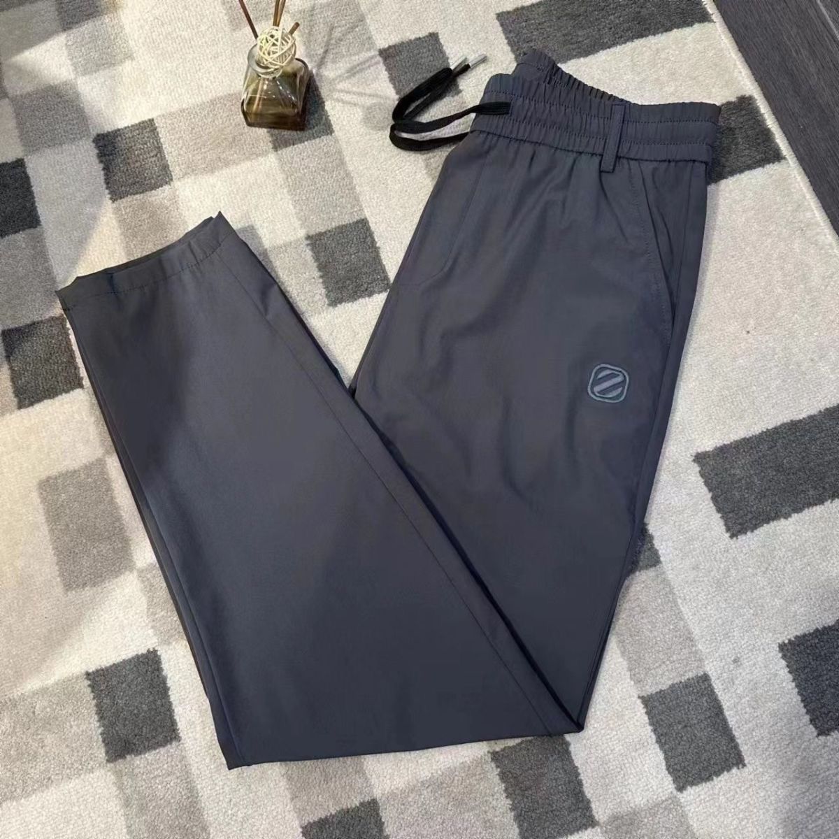 P sports trousers