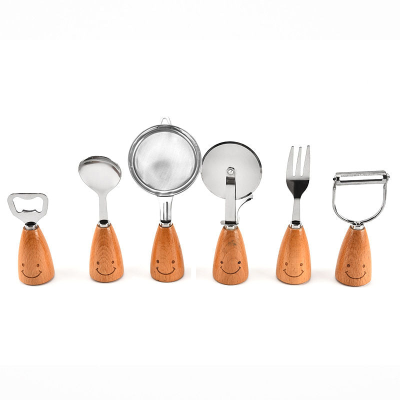 P kitchenware wooden handle set