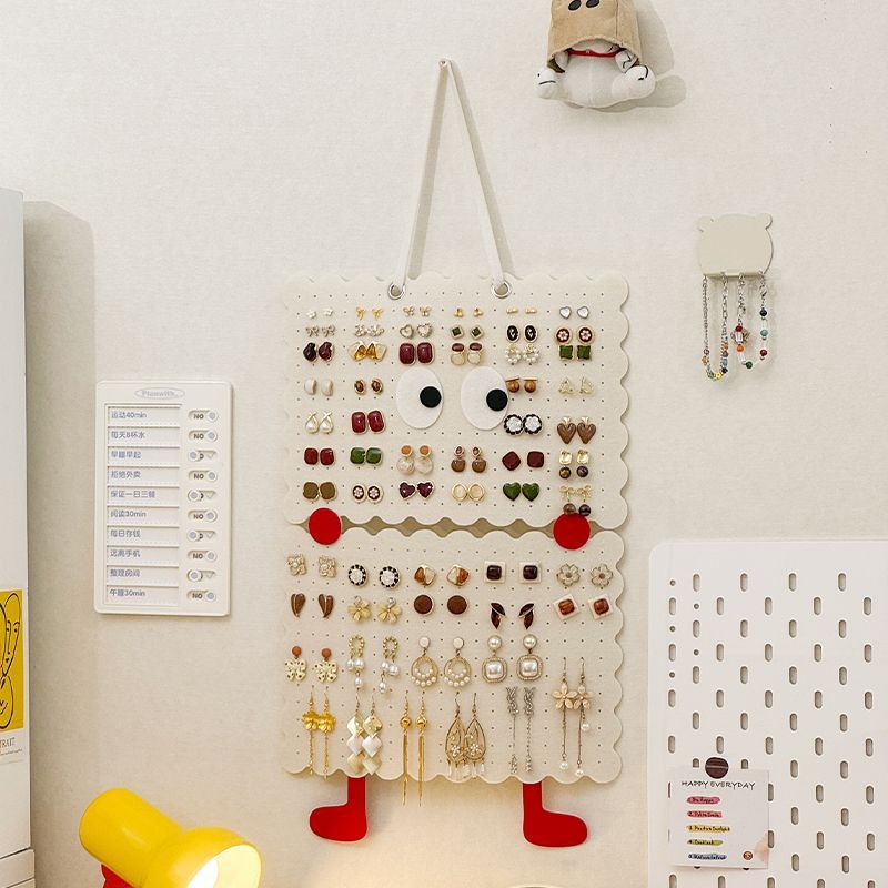 P jewelry felt wall hanging