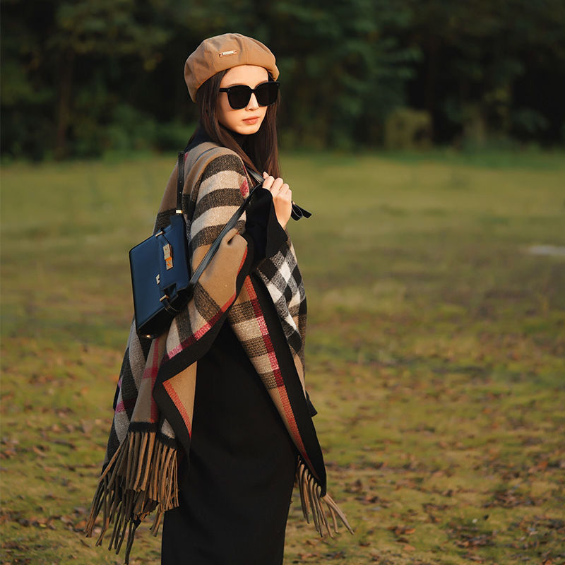 P Cape Shawl