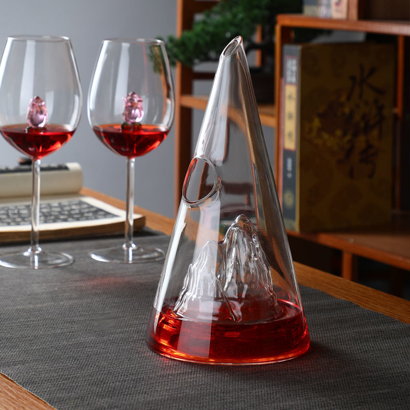 Pyramid wine decanter, mountain peaks, waterfalls, red wine dispenser, creative and minimalist wine pouring device, glass wine pot - Mixbatch