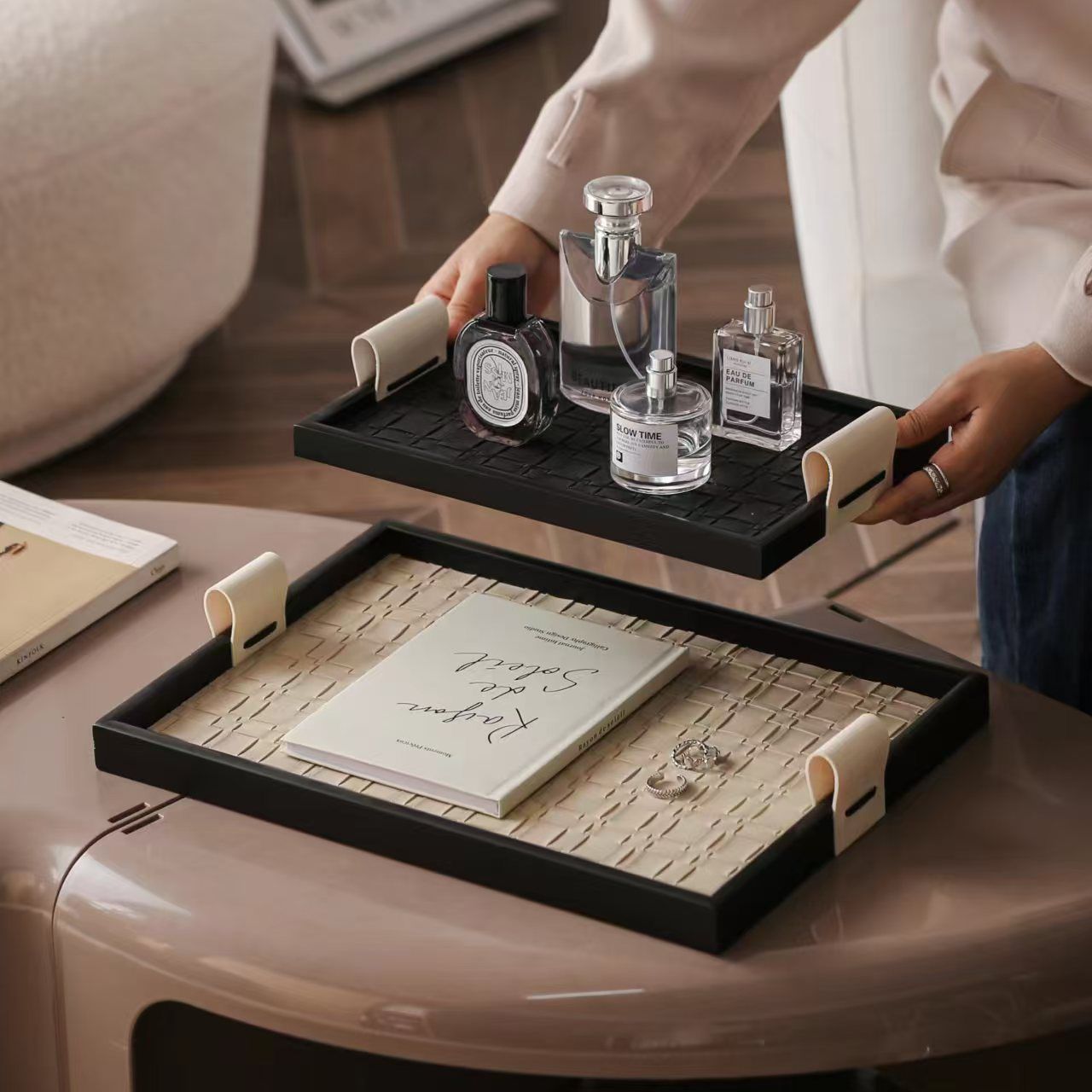 P Light luxury leather aromatherapy tray, living room coffee table entrance key, jewelry storage, hotel beauty salon desktop ornament