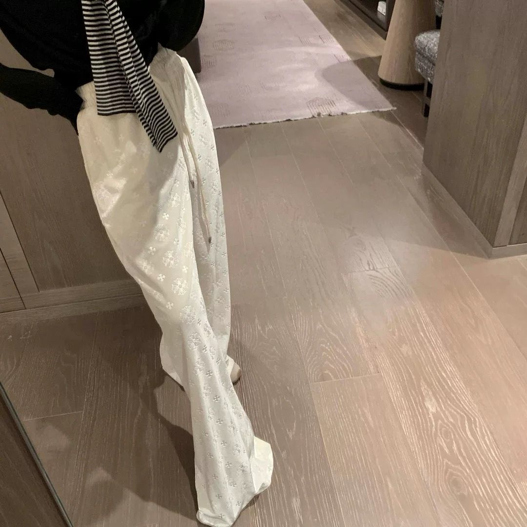 P Velvet embossed trousers