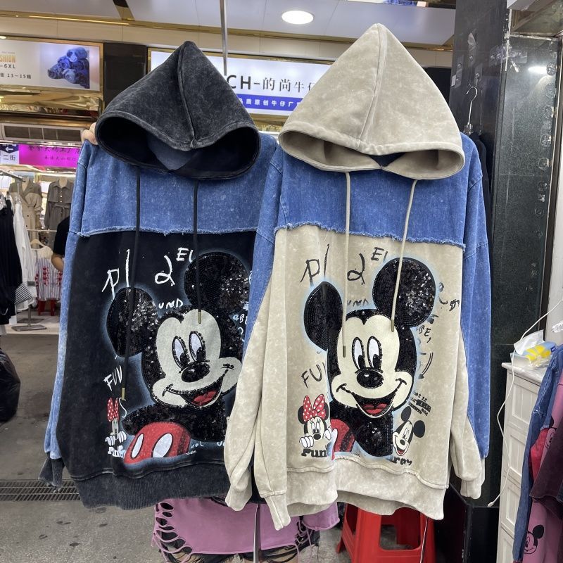 P hooded top