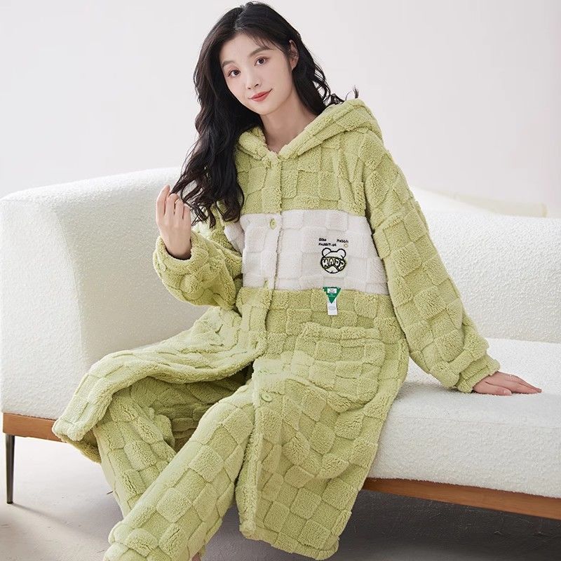 P winter plush pajama set