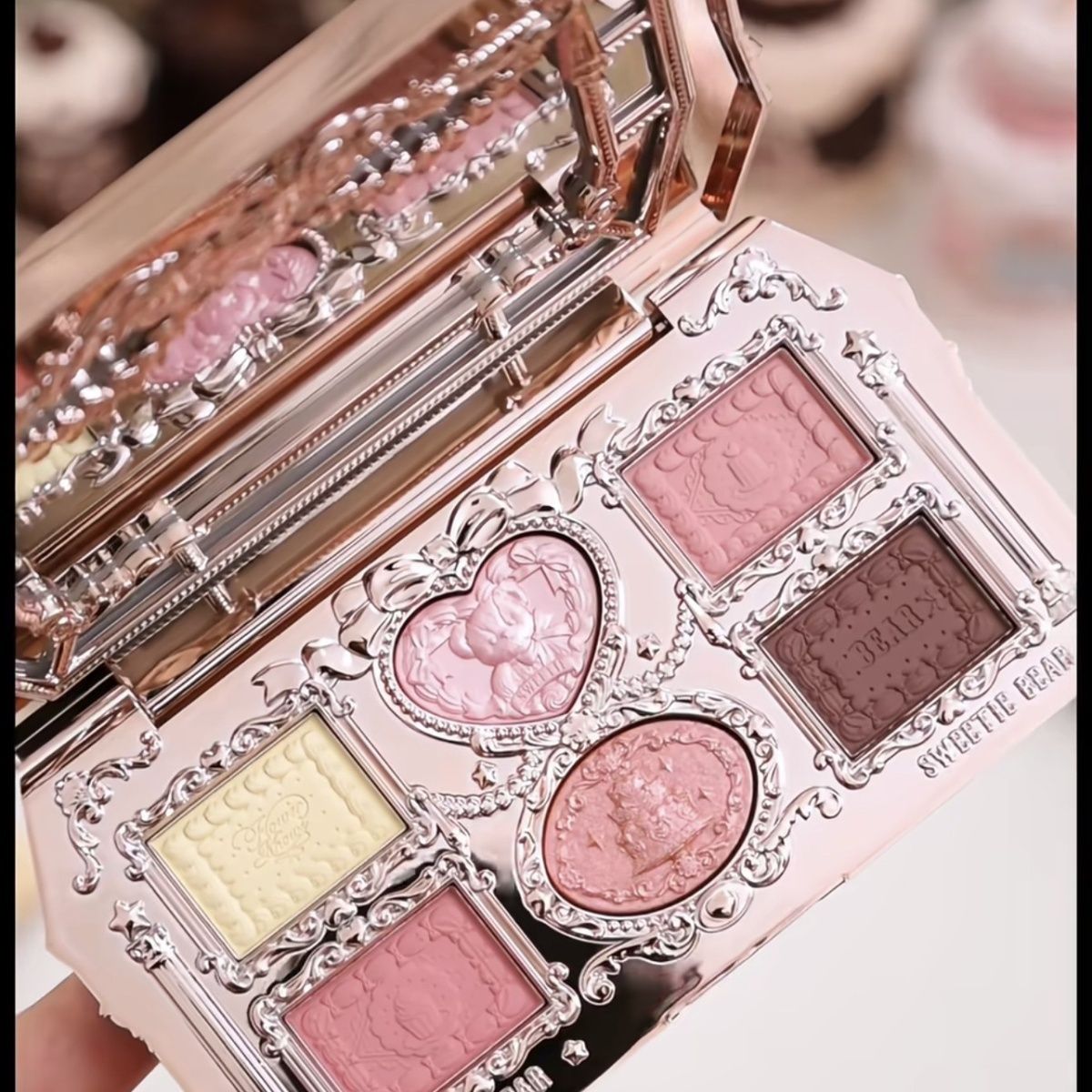 P Flower Know Sweetheart Bear Six Color Eyeshadow Matte Pearlescent