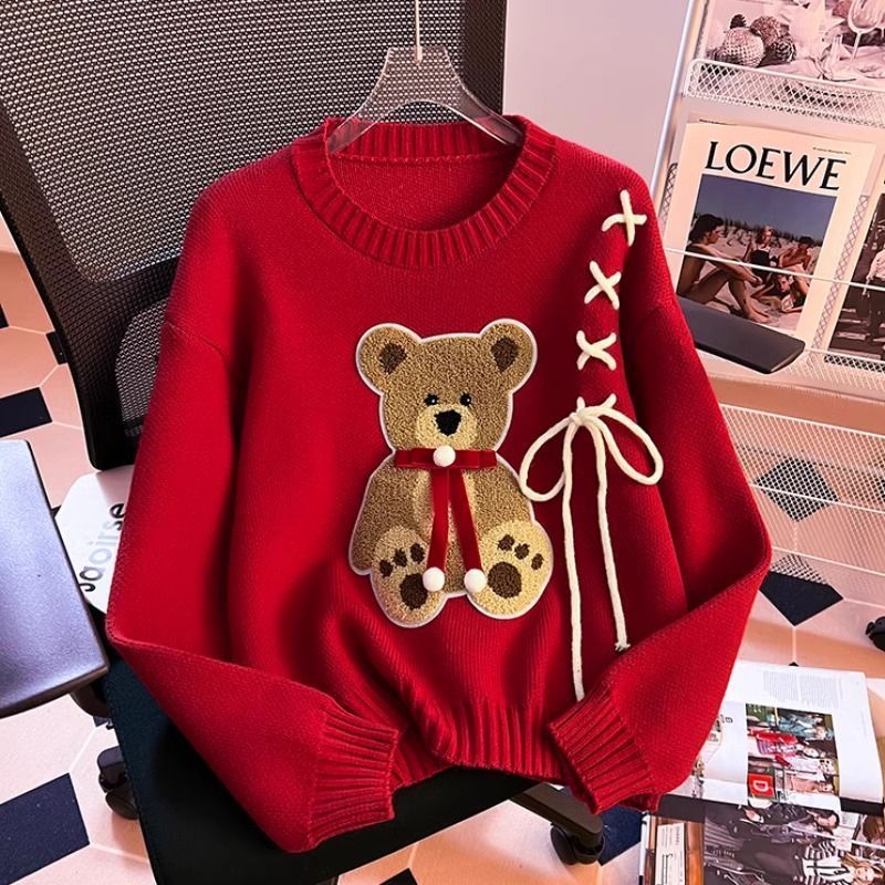P bear crew neck sweater