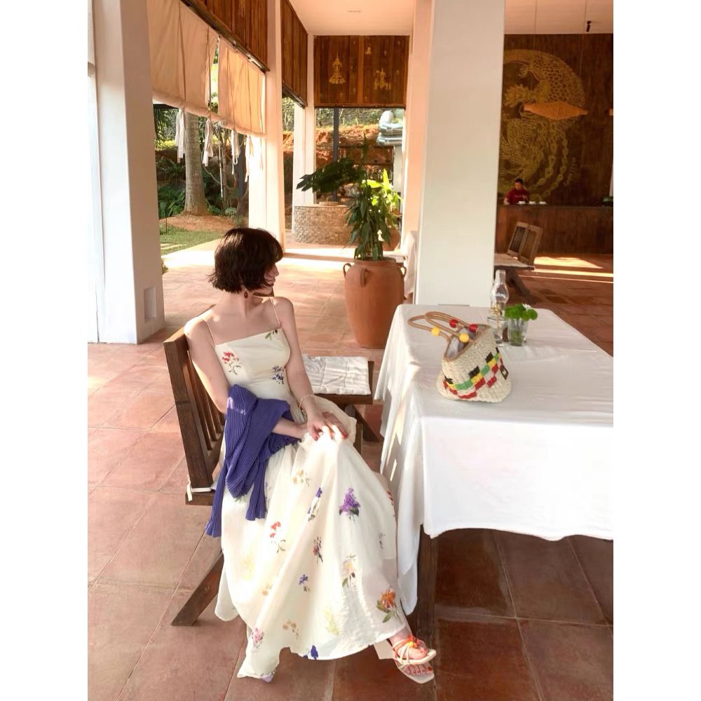 P thin shoulder strap floral dress