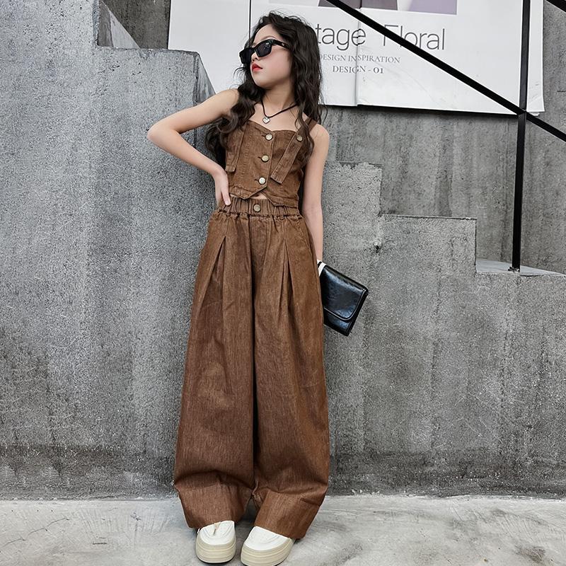 A Korean version of children's denim suit summer middle and old children's foreign style Internet celebrity suspender casual girl wide-leg pants suit