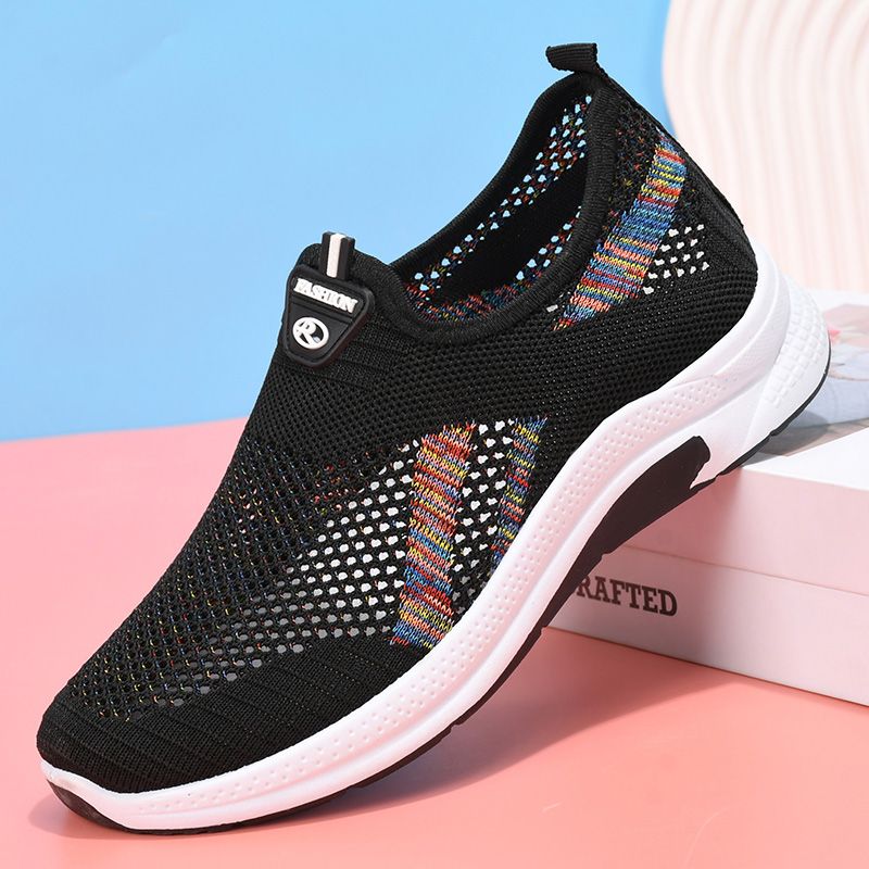 P Summer old Beijing cloth shoes for women, hollow shoes for middle-aged and elderly people, comfortable and breathable shoes for mothers, versatile casual mesh shoes - Mixbatch