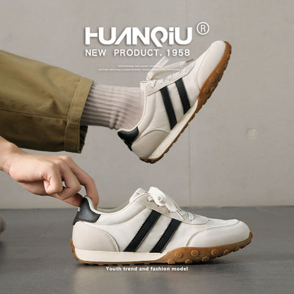 P board shoes are casual and lightweight