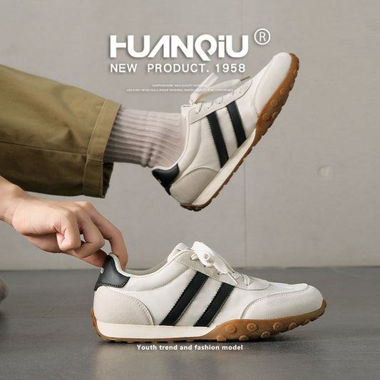 P board shoes are casual and lightweight
