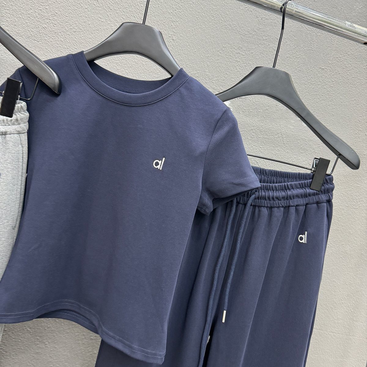 P summer new fashion lazy style slim and thin short-sleeved T-shirt + high waist wide-leg pants two-piece set
