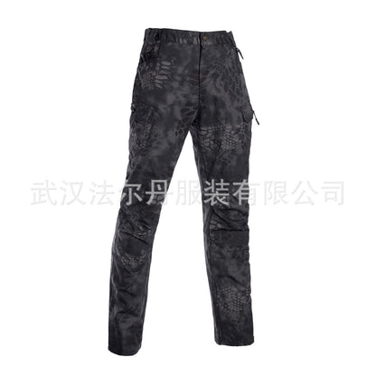 A tactical trousers trousers