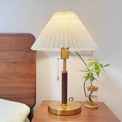 P Solid wood desk lamp