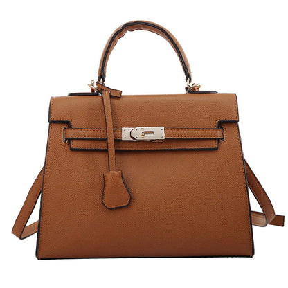 A new Korean version of the versatile messenger shoulder bag portable fashion Kelly bag