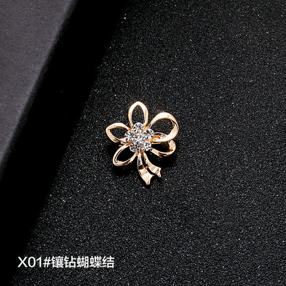 A Korean new fashion high-end brooch women's rhinestone silk scarf buckle anti-light buckle crystal brooch pin pearl jewelry